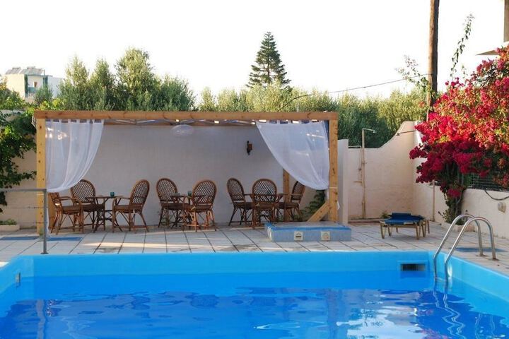 Hotel with Pool