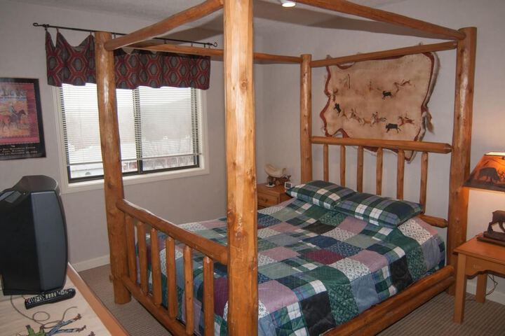 Room 2 of 14