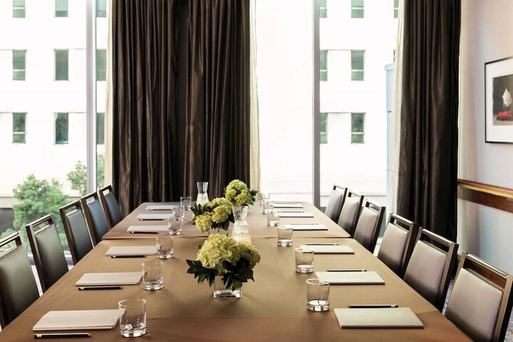 Meeting facility