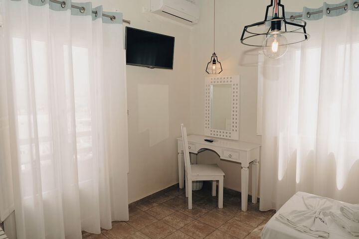 Room 70 of 188