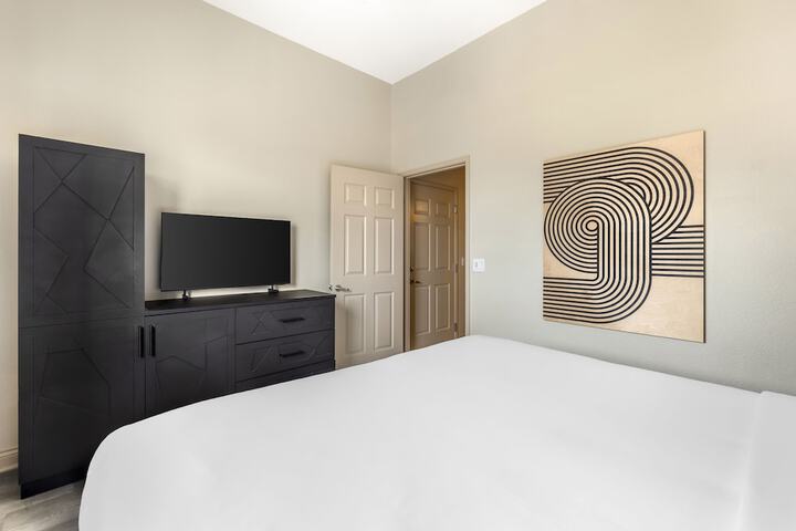 Room 11 of 68