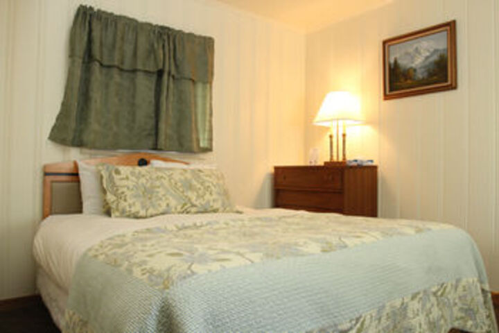 Room 16 of 46