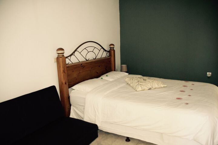 Room 9 of 81