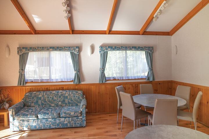 Room 17 of 48
