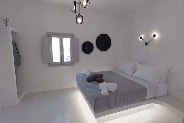 Room 9 of 75
