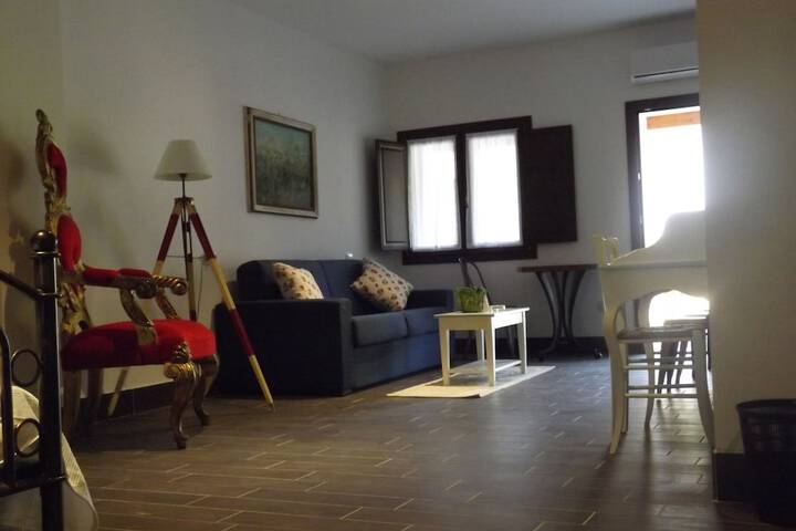 Room 33 of 167