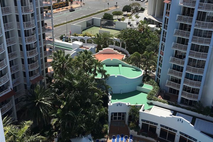 Pool Hotel