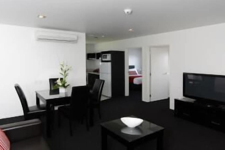 Room 20 of 34