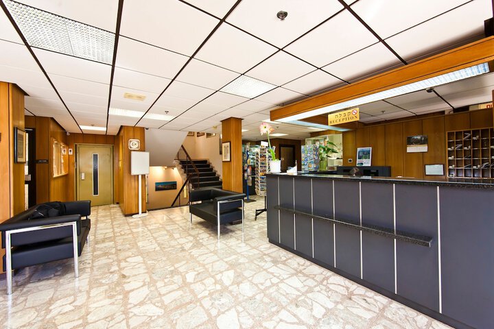Hotel Interior 5 of 31