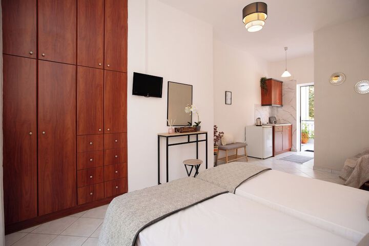 Room 9 of 73