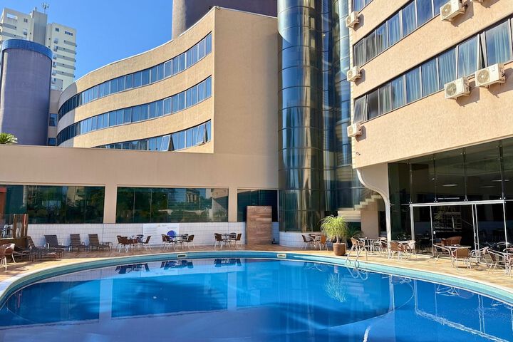 Pool 60 of 79