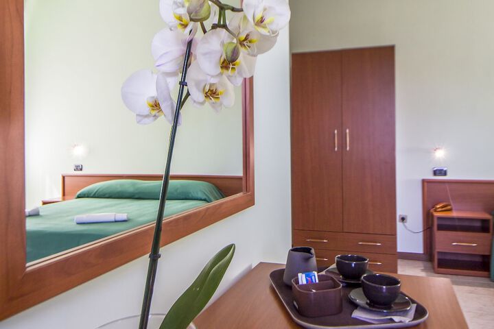 Room 15 of 43