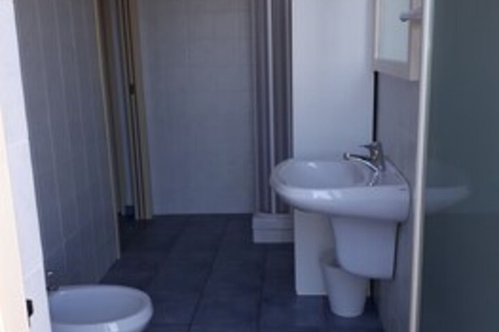 Room 7 of 40
