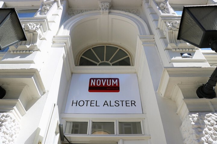 Hotel 68 of 70