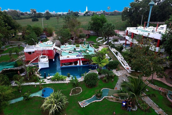Hotel 66 of 68