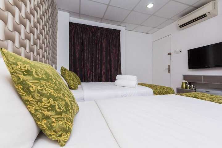 Room 65 of 128