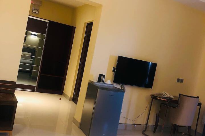 Room 7 of 25