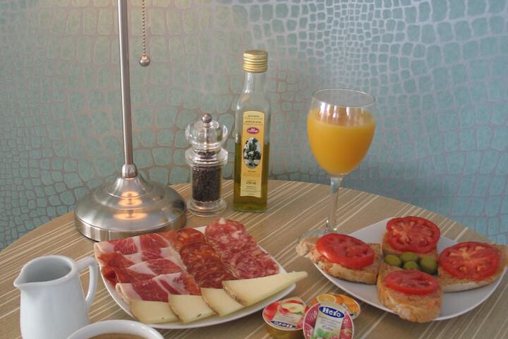 Breakfast/Coffee Service 37 of 69