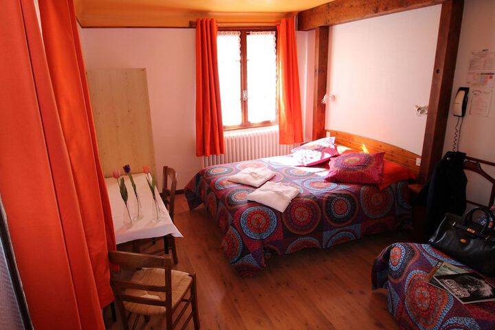 Room 6 of 46