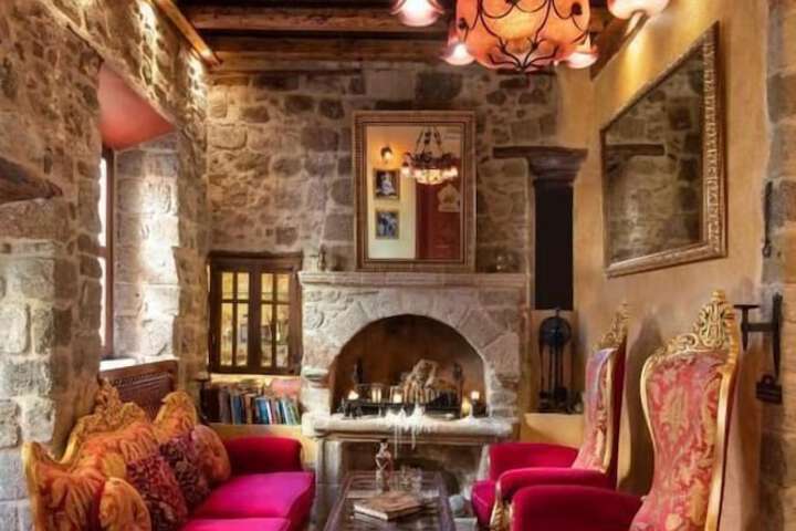 Nikos Takis Fashion Boutique Hotel