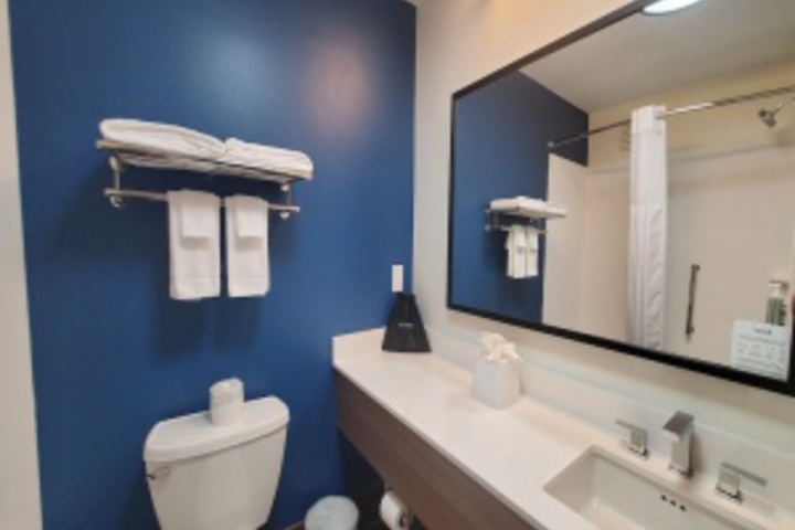 Room 153 of 336