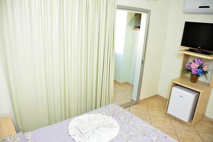 Room 10 of 41