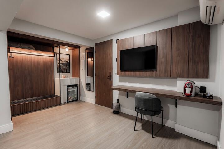 Room 68 of 130