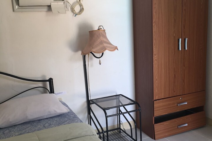 Room 19 of 74