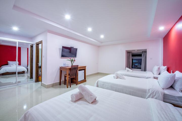 Room 6 of 55
