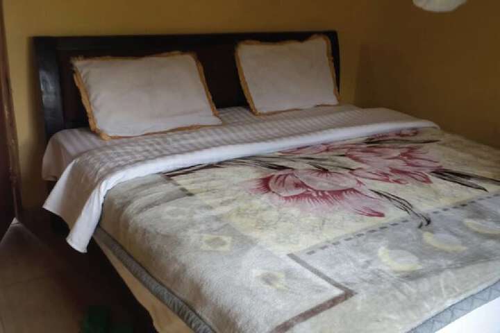 Room 3 of 25