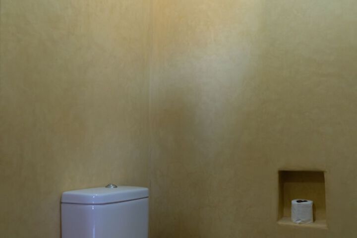 Room 9 of 21