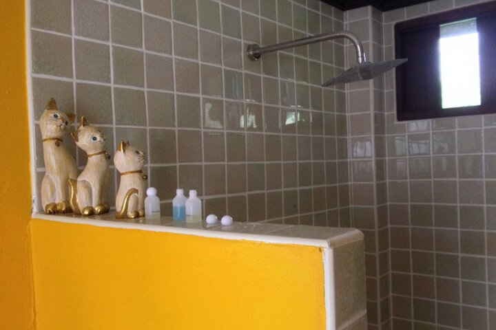Room 4 of 89