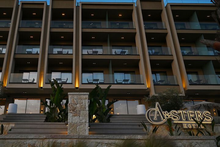 Hotel 63 of 66