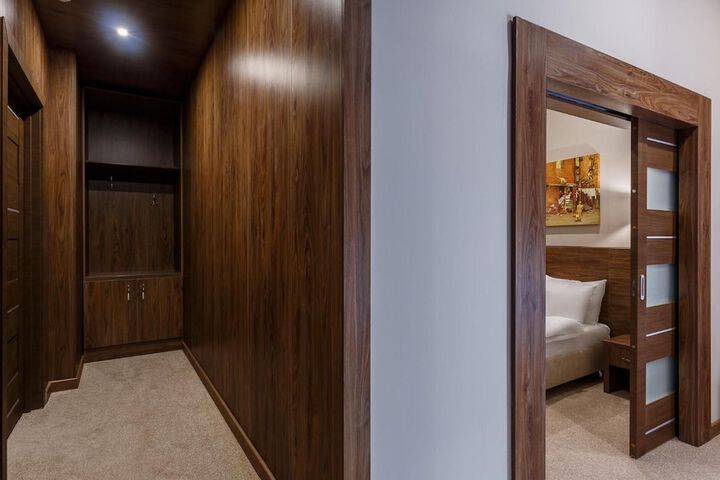 Room 17 of 47