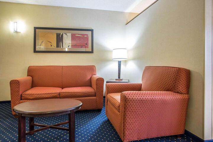 1 King Bed (7 of 7)