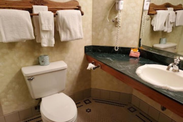 Room 55 of 150