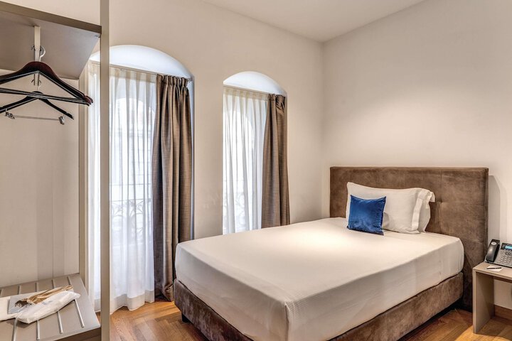Room 42 of 69