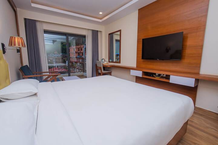 Room 30 of 100