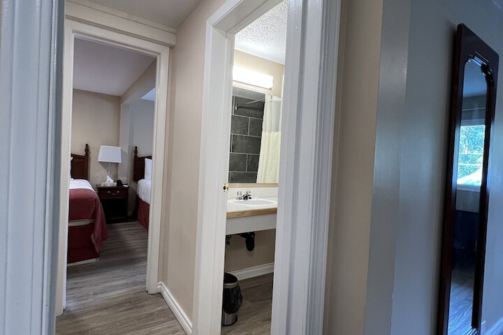 Room 61 of 151