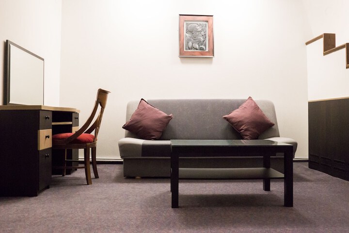 Room 17 of 47