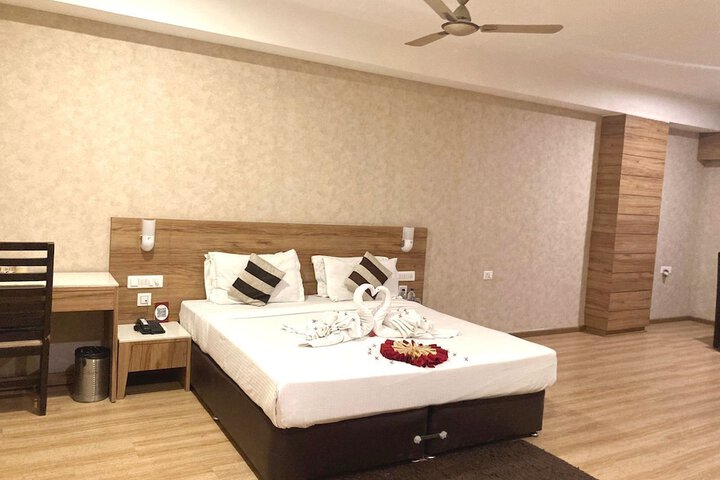 Room 10 of 31