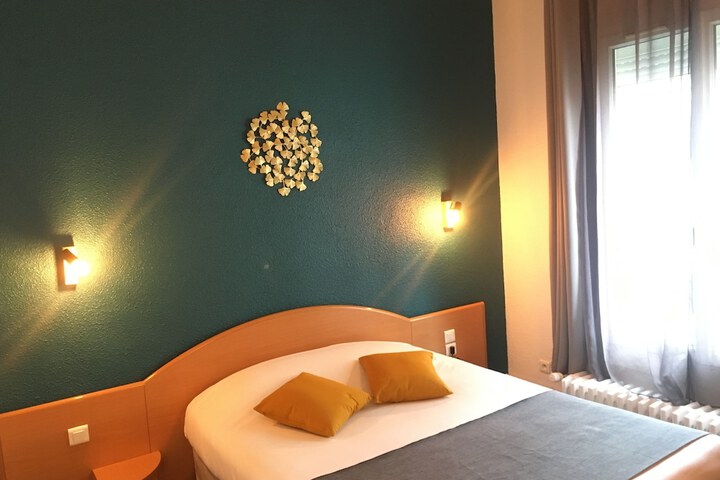 Room 13 of 54