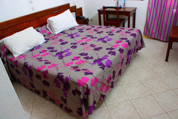 Room 14 of 21