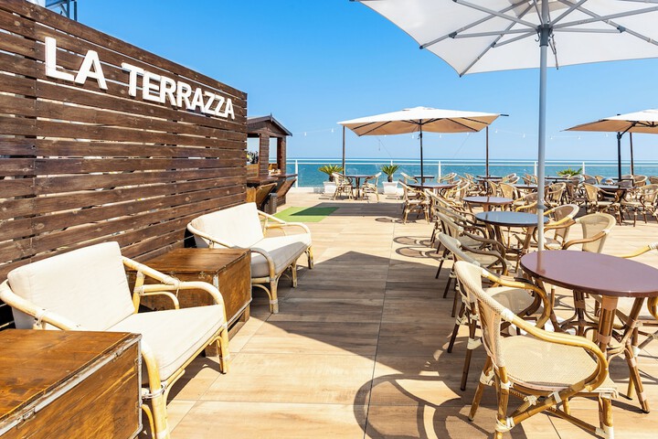 Terrace/Patio 42 of 93
