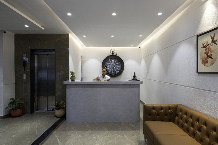 Hotel Interior 4 of 27