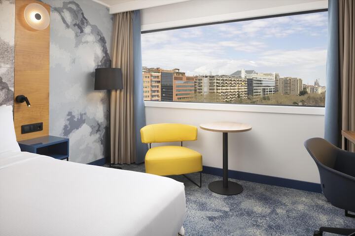 Room 47 of 119