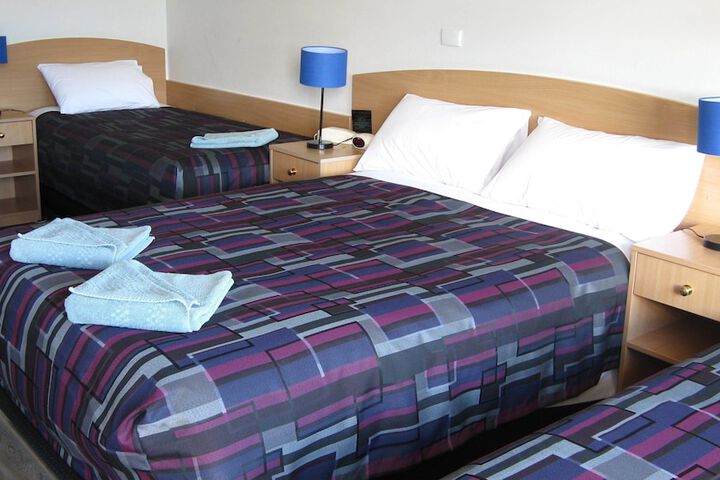 Room 4 of 52