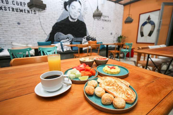 Breakfast/Coffee Service 26 of 30