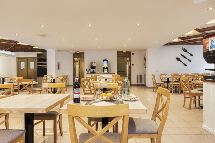 Dining 50 of 81