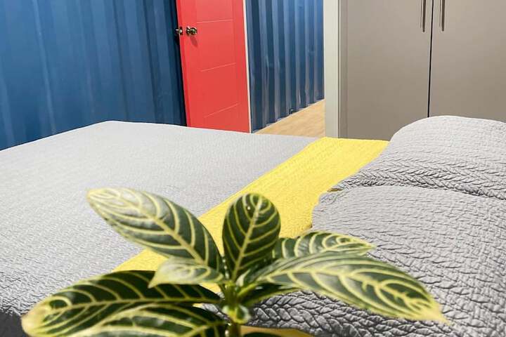 Room 15 of 36